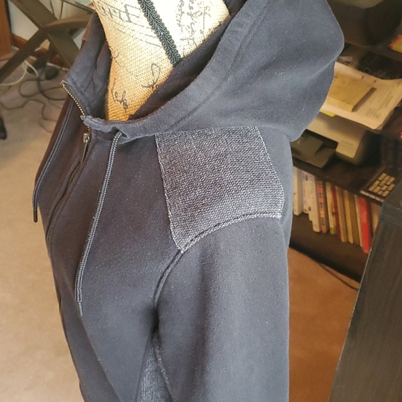 Apt. 9 size small black/grey zip up hoodie - Picture 3 of 13